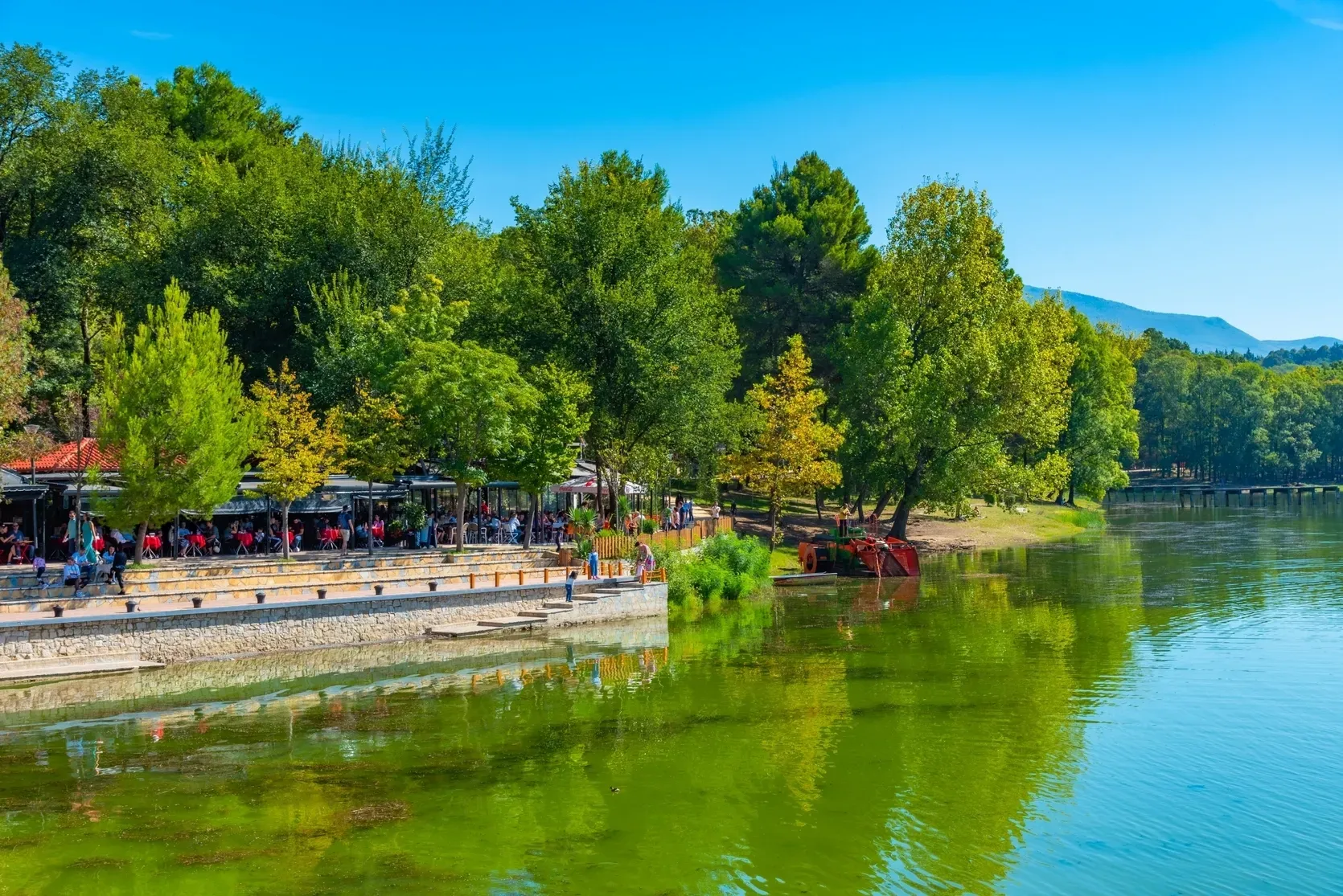 Limni_Tirana