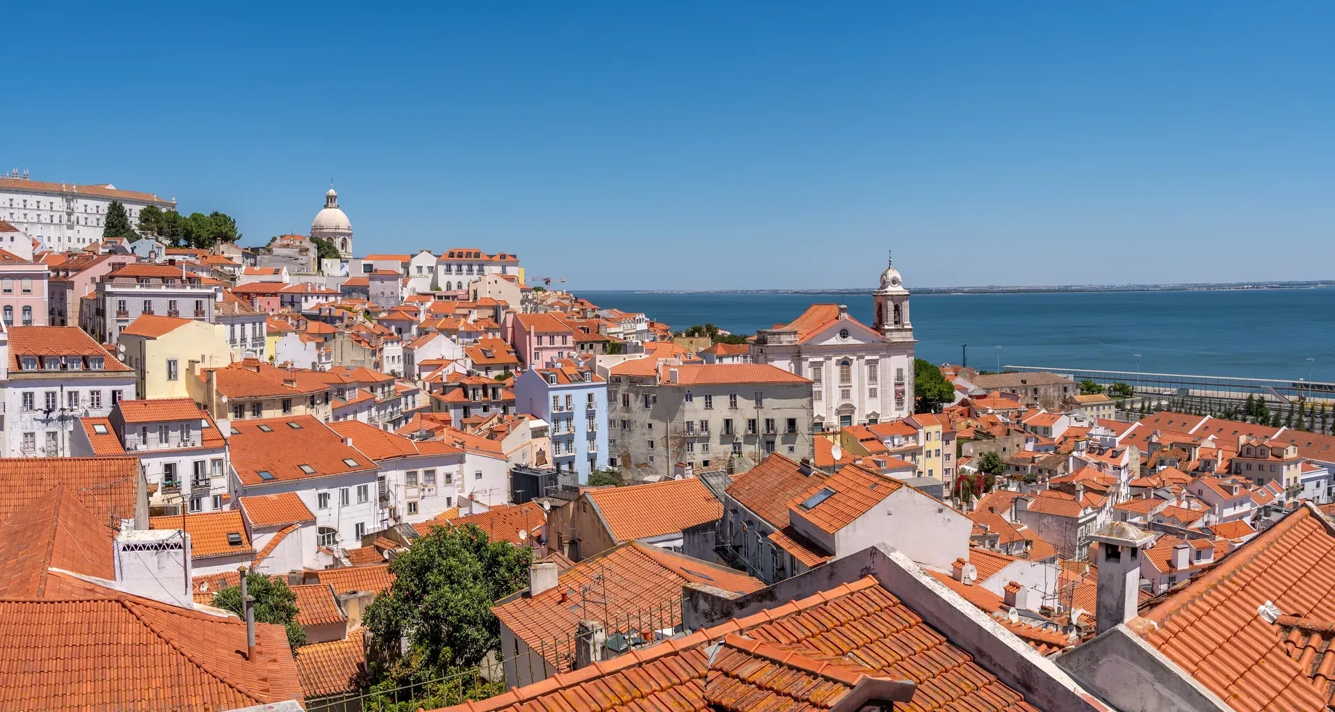 Alfama_Lisavona