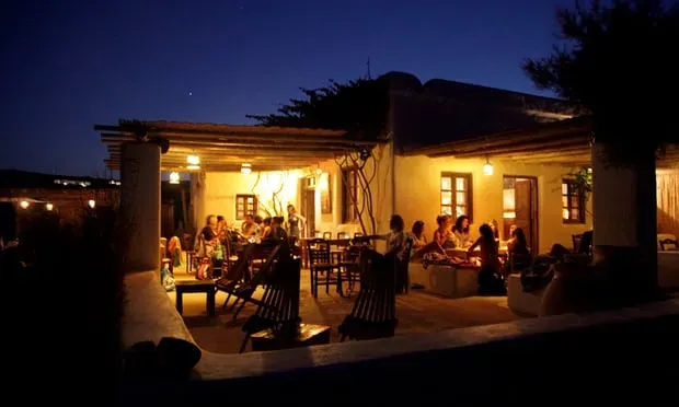 Kalofego bar, Κουφονήσι