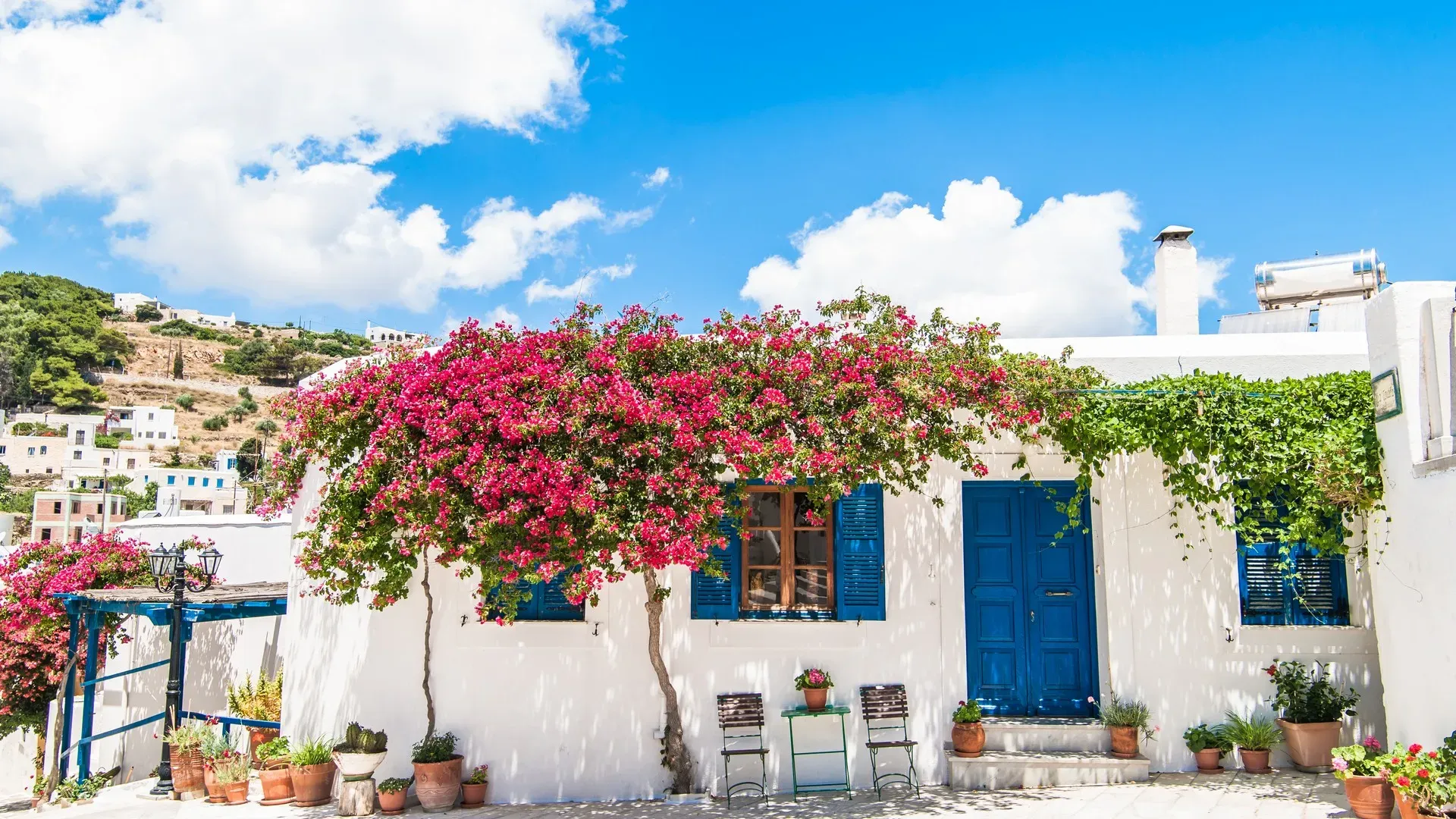Lefkes: A stroll in the most beautiful mountain village of Paros