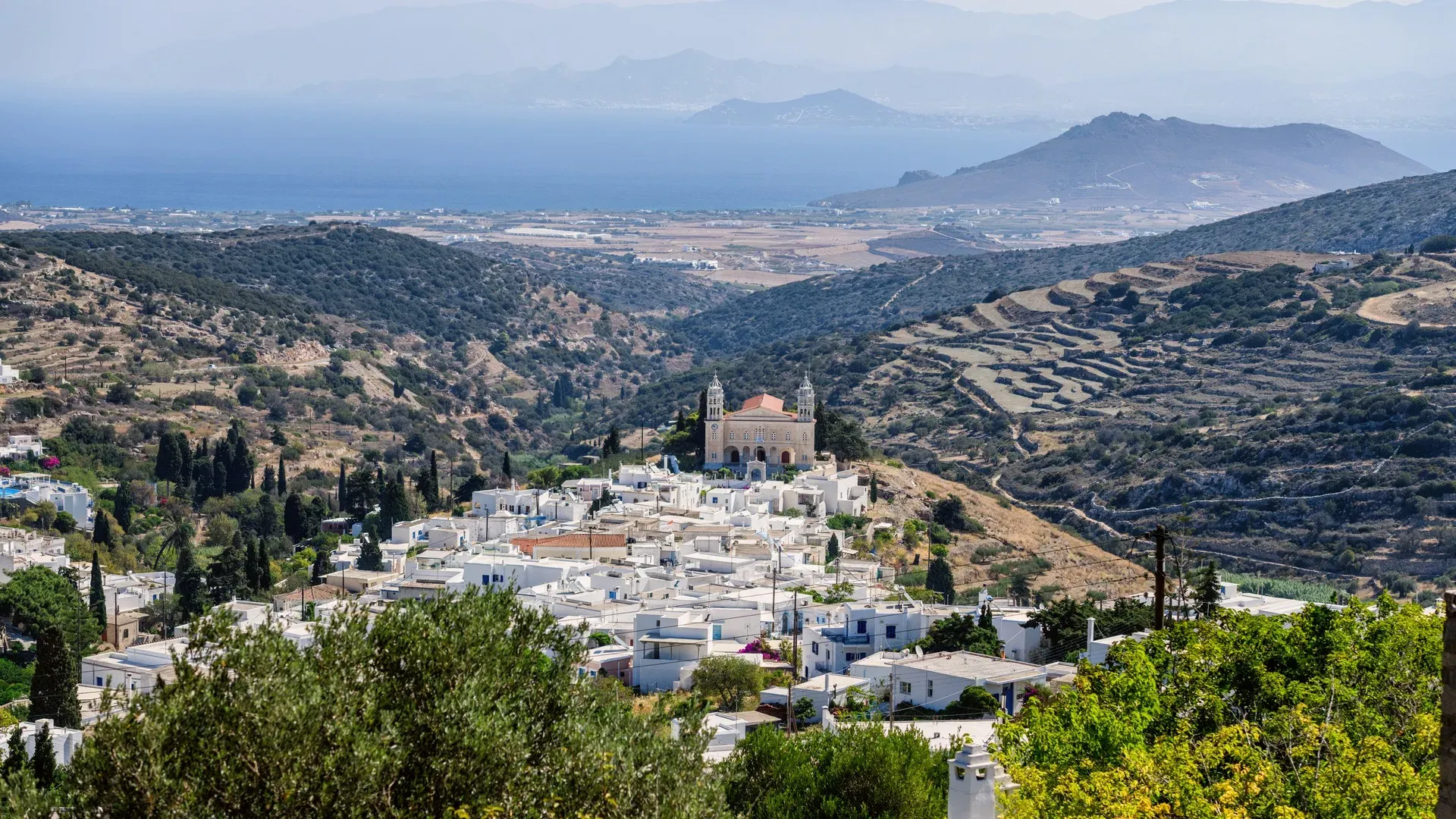 Lefkes: A stroll in the most beautiful mountain village of Paros