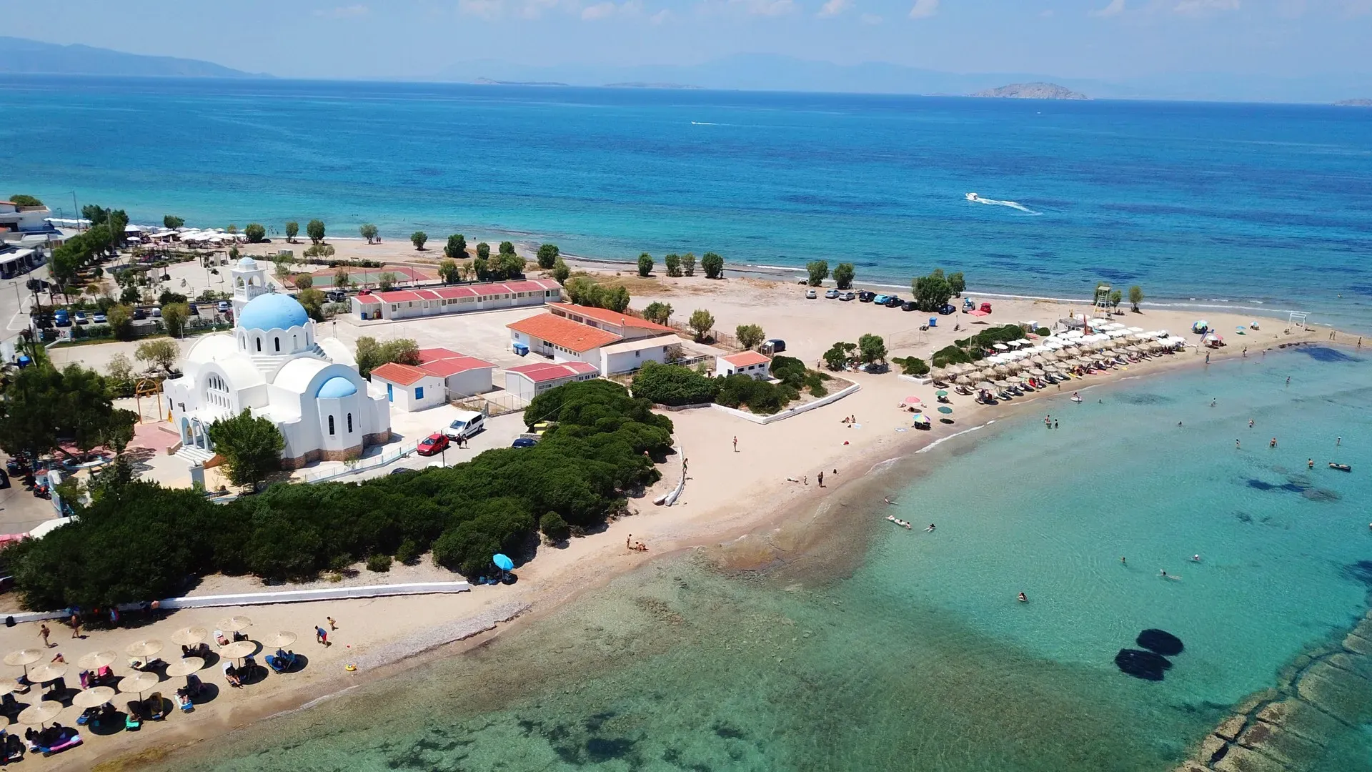 7 νησιά για διακοπές τον Ιούνιο
