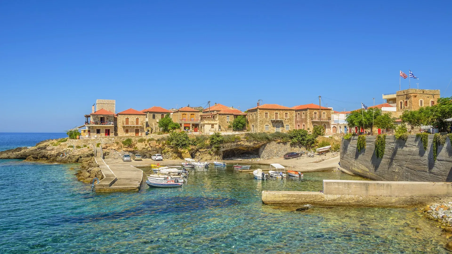 Μεσσηνιακή Μάνη: 7 στάσεις που πρέπει να κάνετε