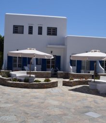 Paraporti Hotel