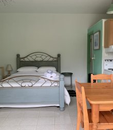 Anastasios Olive Garden Apartments