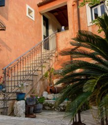 Museum Hotel George Molfetas