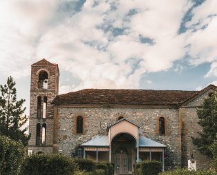 Mastorochoria: For discerning travelers