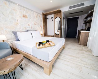 Kali Thea Suites