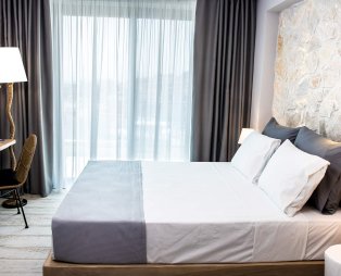 Kali Thea Suites