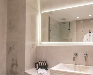 Lithos Luxury Suites