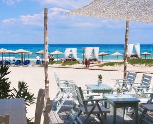 Pelago Bungalows & Restaurant
