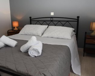 Andros Guesthouses
