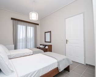 Terra Hélios Suites & Studios