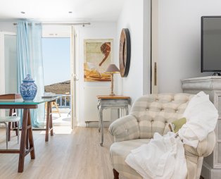 BluEros Luxury Villa: Ζήστε την απόλυτη εμπειρία διακοπών στη Σύρο