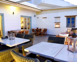 Hotel Messaria