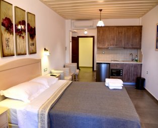 Hotel Messaria