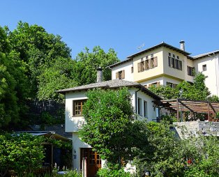 Alekas House