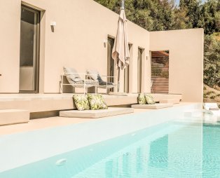 Skiathos Symbol Villas: Μια όαση χαλάρωσης στη Σκιάθο