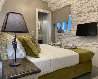 Amarienitas Suites