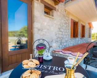 Arachova Mountain Villa: Η θαλπωρή του βουνού συναντά την άνεση στους πρόποδες του Παρνασσού