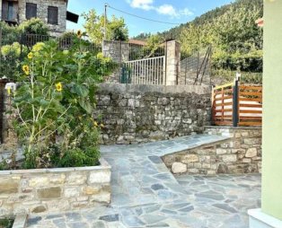 Kounia Bela: An authentic getaway in Palaio Mikro Chorio Evrytania
