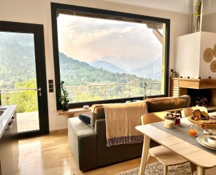 Kounia Bela: An authentic getaway in Palaio Mikro Chorio Evrytania