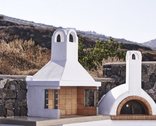 Villa Rodakes: Εμπειρία κυκλαδίτικης πολυτέλειας στη Σαντορίνη