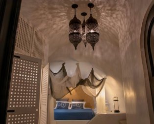Villa Orpheus Santorini: Oνειρική διαμονή σε μια παραδοσιακή κατοικία της Σαντορίνης