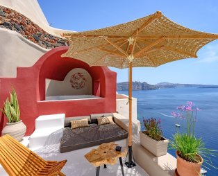 Nano Oia Collection: Where the sunset meets the soul of Santorini