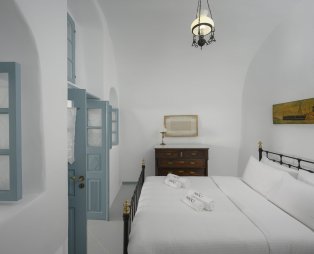 Nano Oia Collection: Where the sunset meets the soul of Santorini