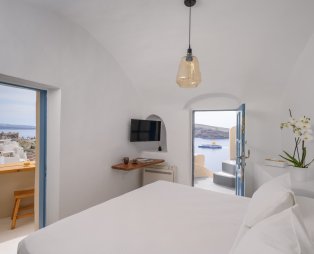 Nano Oia Collection: Where the sunset meets the soul of Santorini