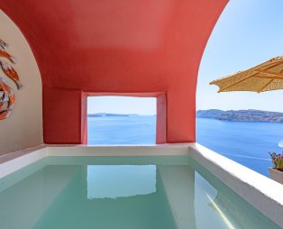 Nano Oia Collection: Where the sunset meets the soul of Santorini