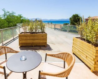 180° South Seaside Hotel: Πολυτελής διαμονή στην ακτογραμμή της Ερμιονίδας