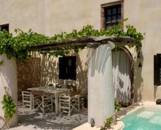 Canava Villas: A unique accommodation experience in an old Santorini winery