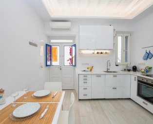 Di Vito Experience: Elegant stay in the heart of Mykonos