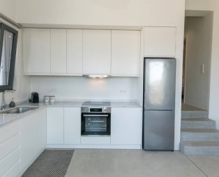 Rockaine Suites: Luxury διαμονή στην Τήνο με θέα το Αιγαίο