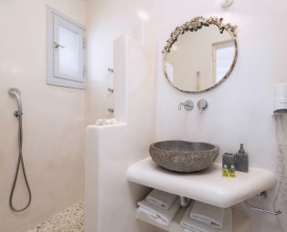Santorita Suites: Authentic hospitality experience in Akrotiri Santorini