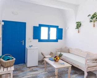 Santorita Suites: Authentic hospitality experience in Akrotiri Santorini