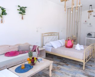 Santorita Suites: Authentic hospitality experience in Akrotiri Santorini