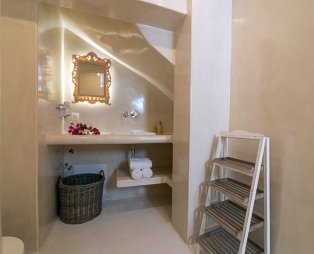 Santorita Suites: Authentic hospitality experience in Akrotiri Santorini