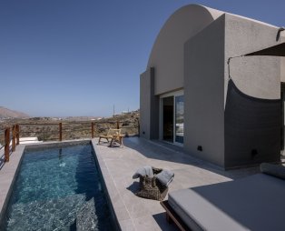 Melidonia Suites: A tranquil oasis of relaxation in Santorini