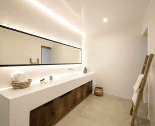 Melidonia Suites: A tranquil oasis of relaxation in Santorini