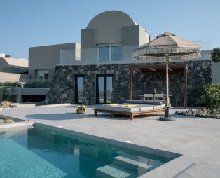 Melidonia Suites: A tranquil oasis of relaxation in Santorini