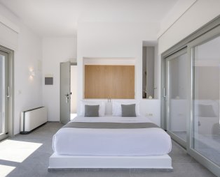 Melidonia Suites: A tranquil oasis of relaxation in Santorini