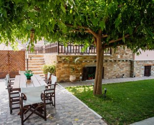 Villa Valentina: Διακοπές με άνεση και πολυτέλεια στα Καλά Νερά Πηλίου