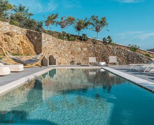 Chrysanthemo Artistic Villas: Ένα ειδυλλιακό σκηνικό για αξέχαστες διακοπές στη Μύκονο