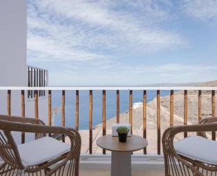 Kastella Sunset Villas: Η απόλυτη ηρεμία στην Κύθνο με θέα το Αιγαίο