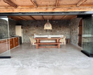 Kythnian Retreat: A break from everyday life on the tranquil side of Kythnos