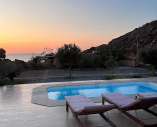 Kythnian Retreat: A break from everyday life on the tranquil side of Kythnos