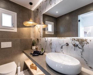 Cactus Suite: Seafront escape in Agia Anna Naxos